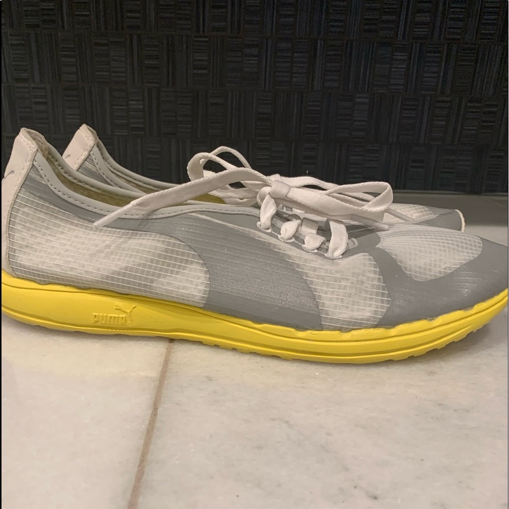 Puma lightweight shoe